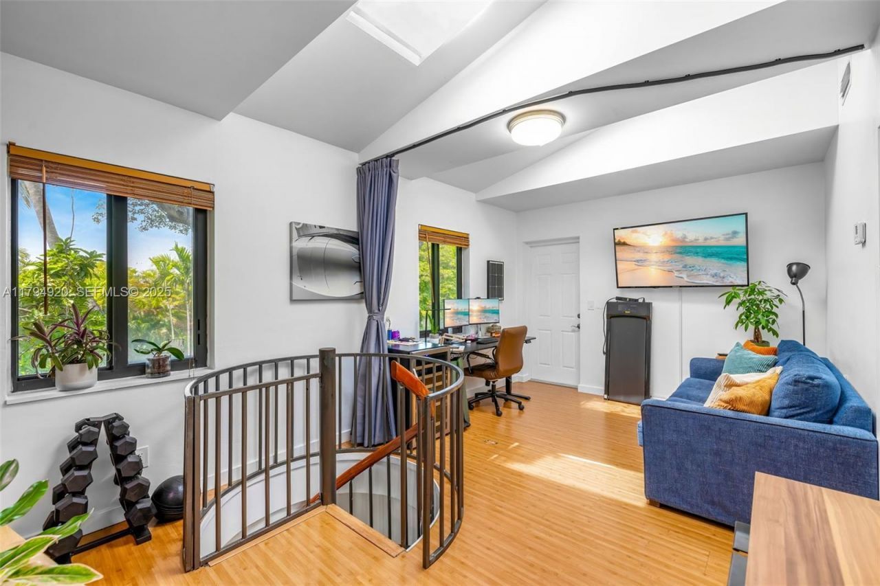 801 NE 18th Ave #1-4, Fort Lauderdale, FL 33304 Photo