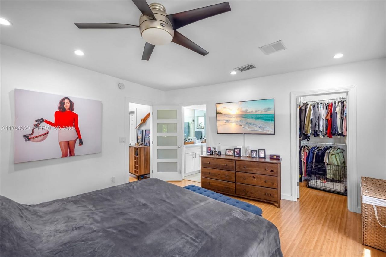 801 NE 18th Ave #1-4, Fort Lauderdale, FL 33304 Photo