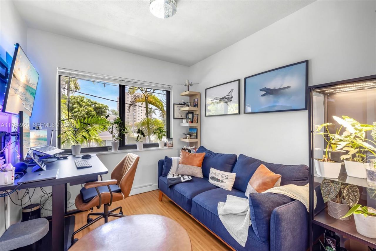 801 NE 18th Ave #1-4, Fort Lauderdale, FL 33304 Photo