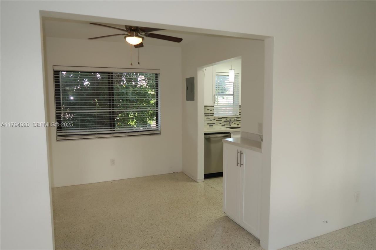 801 NE 18th Ave #1-4, Fort Lauderdale, FL 33304 Photo