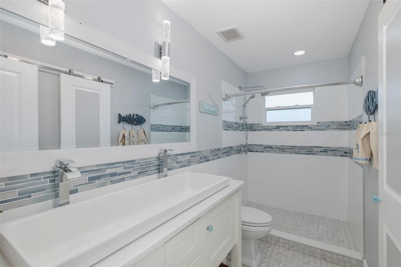 5040 Waterside Drive, Port Richey, FL 34668 Photo