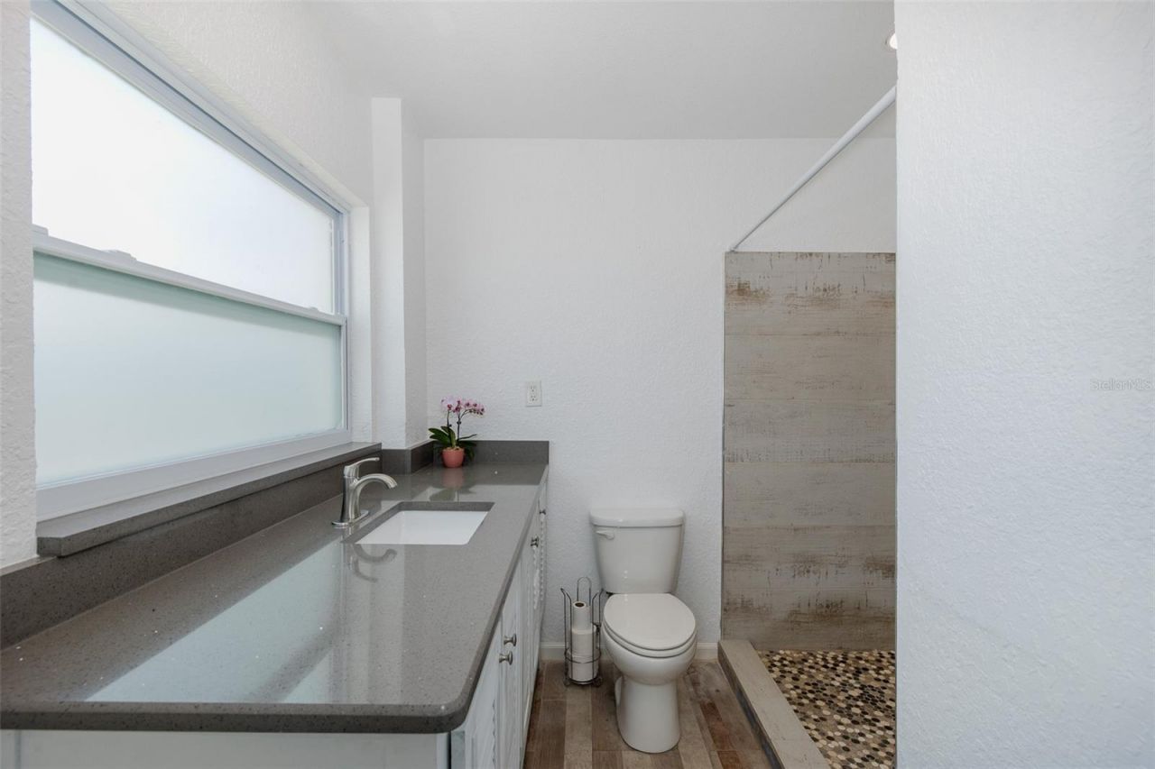 5040 Waterside Drive, Port Richey, FL 34668 Photo