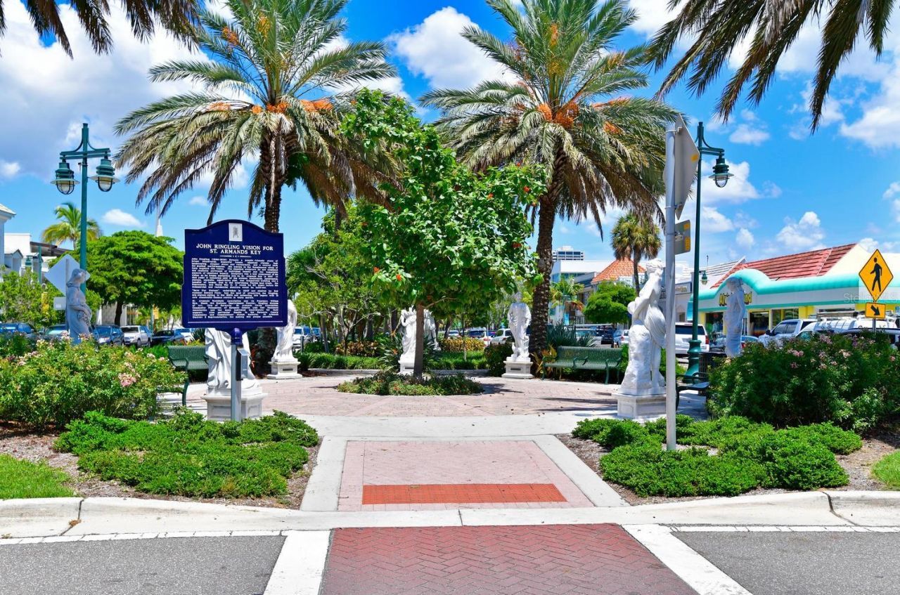 170 Roosevelt Drive, Unit 5, Sarasota, FL 34236 Photo