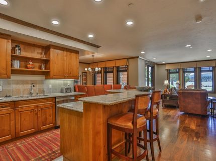6750 N North Lake Boulevard, Tahoe Vista, CA 96148 Photo