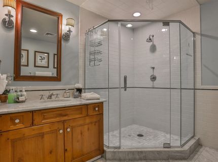 6750 N North Lake Boulevard, Tahoe Vista, CA 96148 Photo