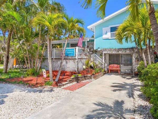 412 80TH STREET, HOLMES BEACH, FL 34217