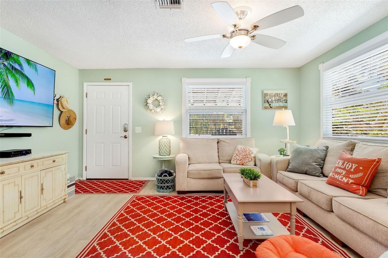 412 80th Street, Holmes Beach, FL 34217 Photo