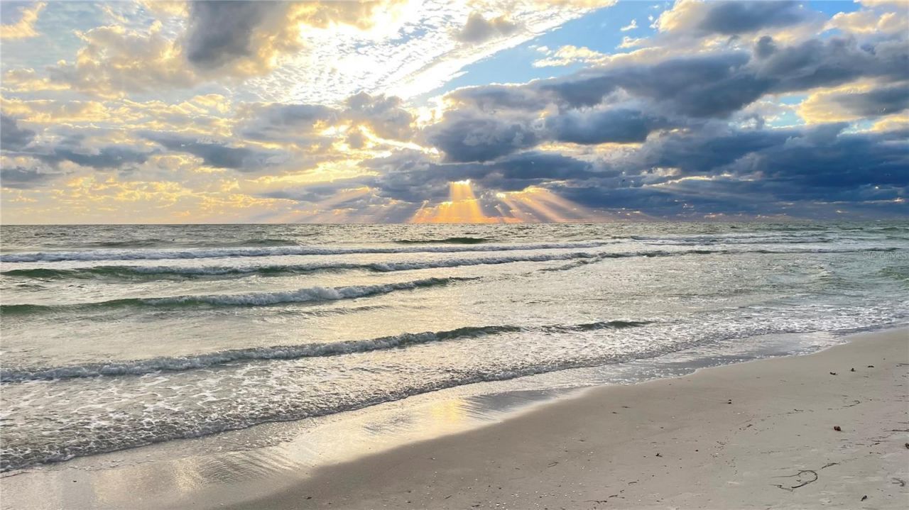 412 80th Street, Holmes Beach, FL 34217 Photo