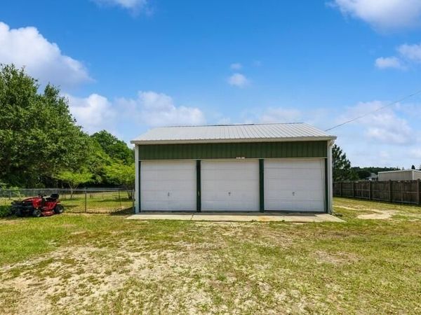 2377 Lake Silver Road, Crestview, FL 32536
