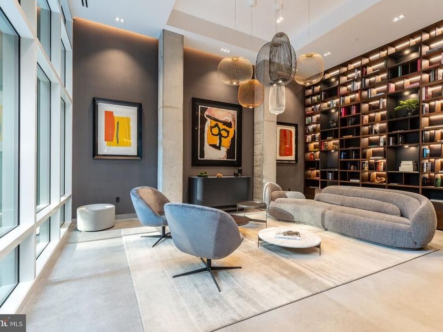 223 S 6th Street, Unit 301, Philadelphia, PA 19106 Main Photo