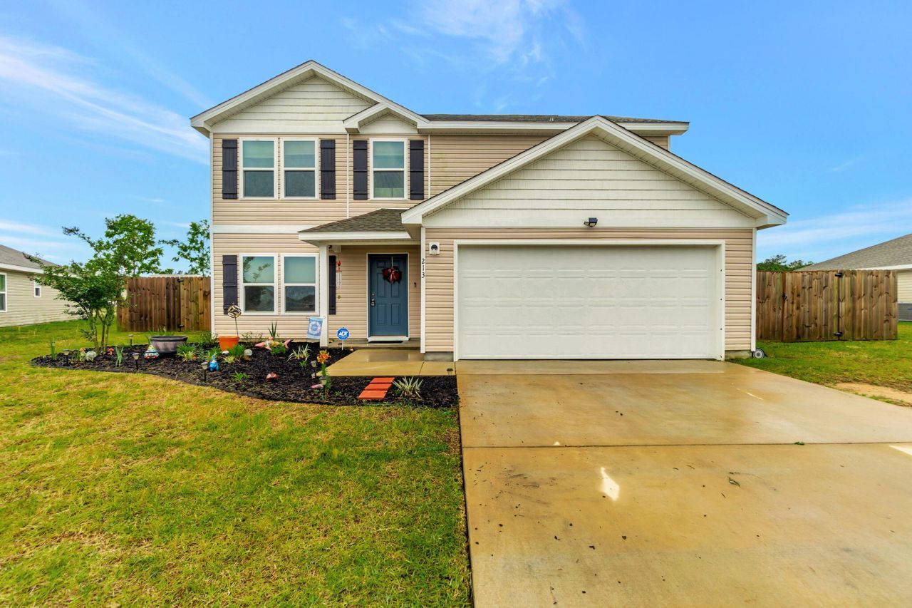 213 E Lockwood Way, Defuniak Springs, FL 32435 Main Photo