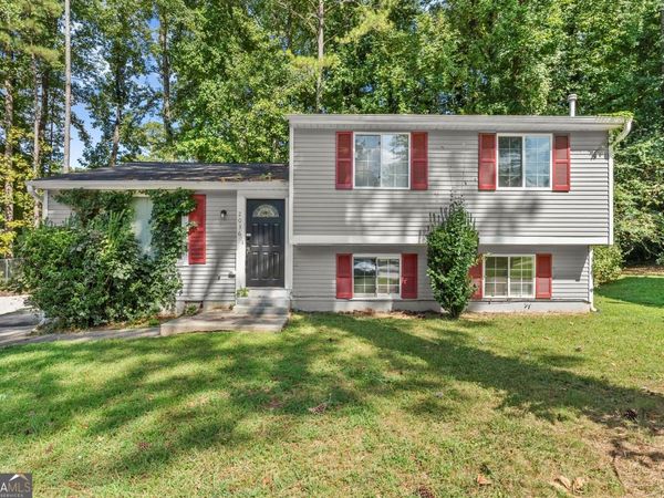 2036 Countydown Lane, Stone Mountain, GA 30088