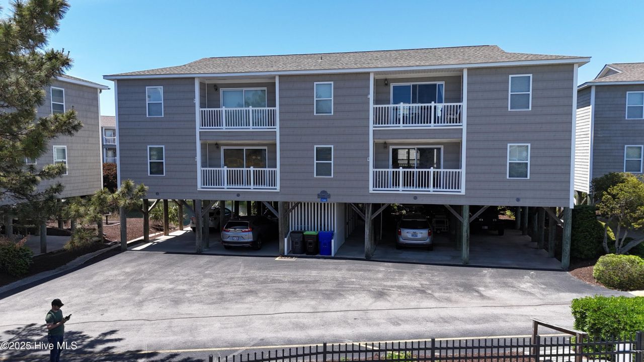 250 W Second Street, Unit 2b, Ocean Isle Beach, NC 28469 Main Photo