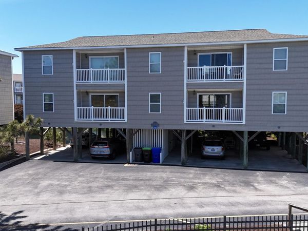 250 W Second Street, Unit 2b, Ocean Isle Beach, NC 28469