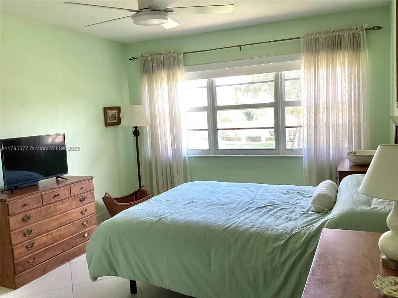 8962 S Hollybrook Blvd, Unit 305, Pembroke Pines, FL 33025 Photo