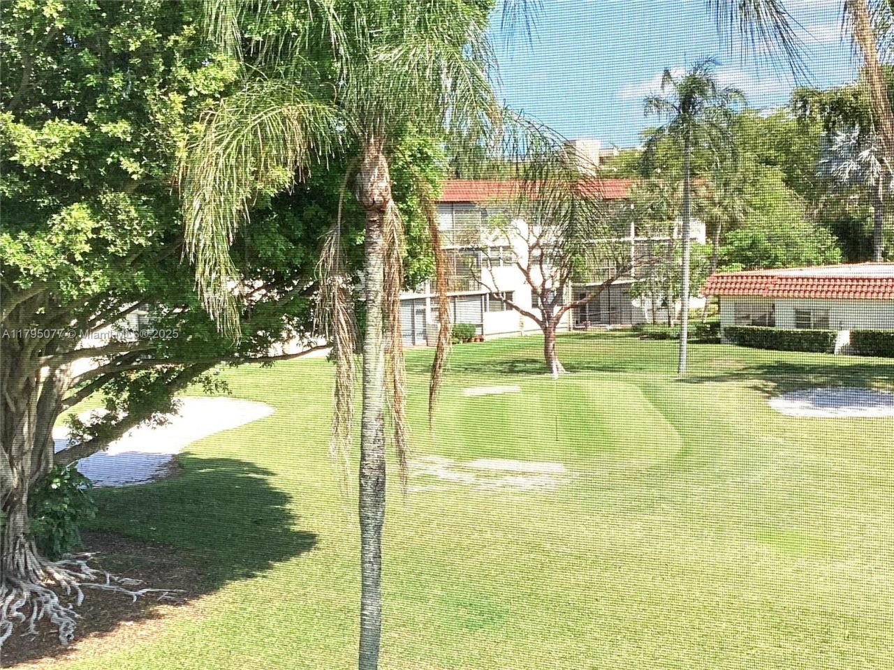 8962 S Hollybrook Blvd, Unit 305, Pembroke Pines, FL 33025 Photo