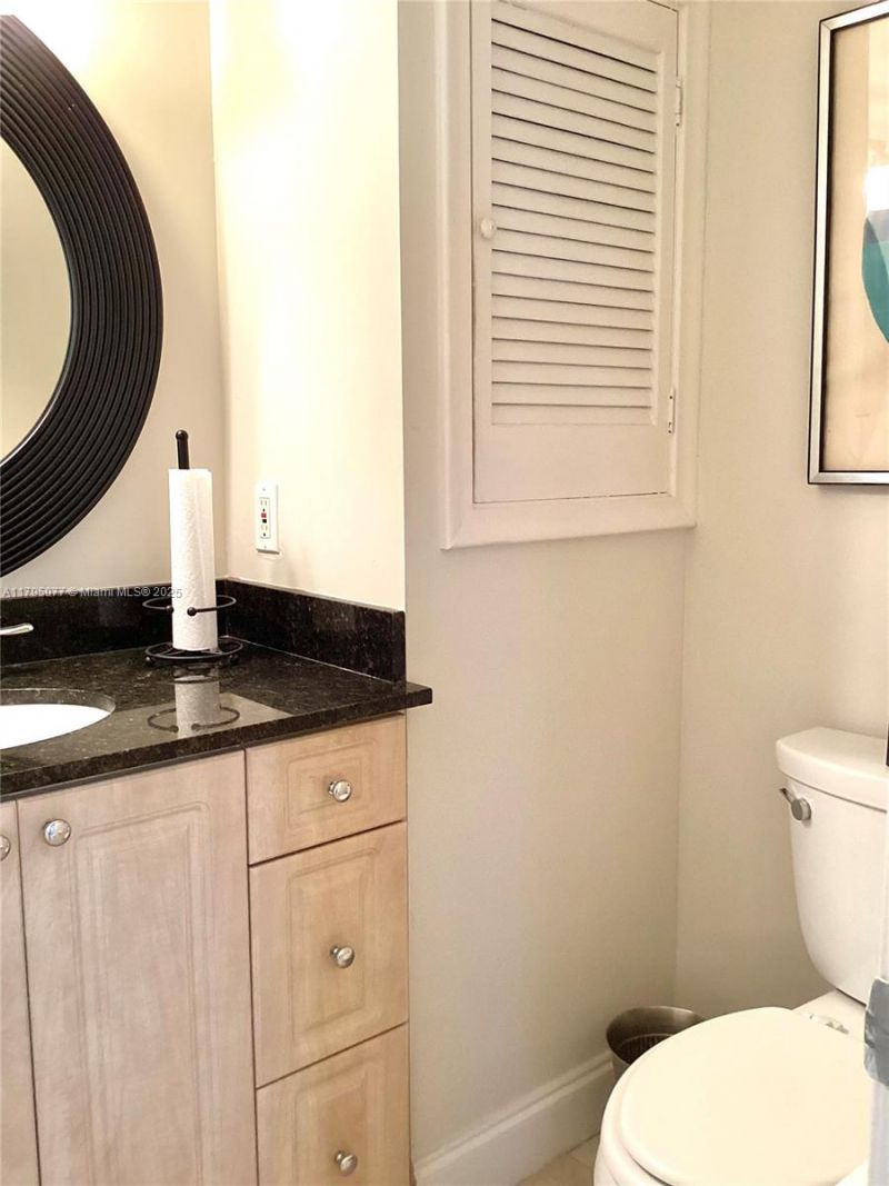 8962 S Hollybrook Blvd, Unit 305, Pembroke Pines, FL 33025 Photo