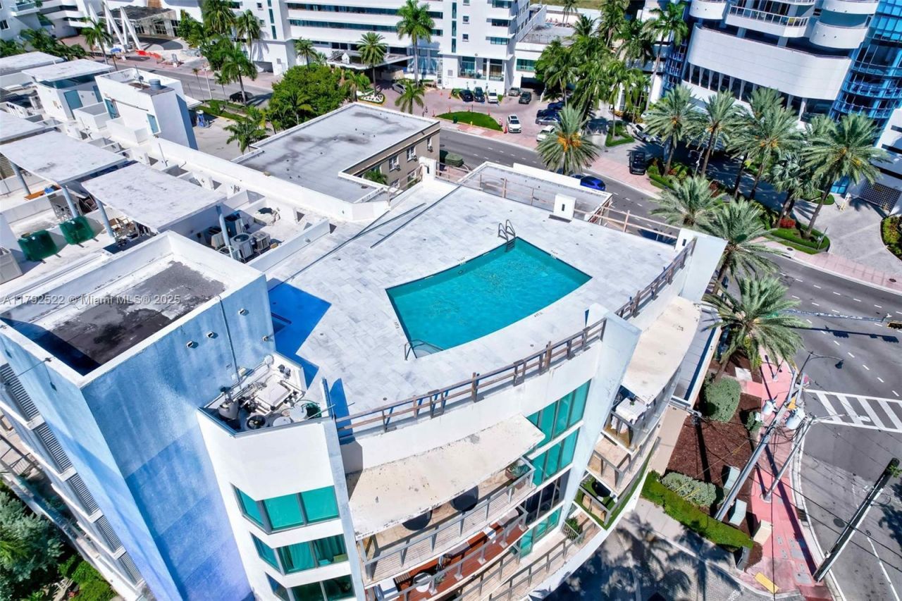 6305 Indian Creek Dr, Unit 3F, Miami Beach, FL 33141 Photo