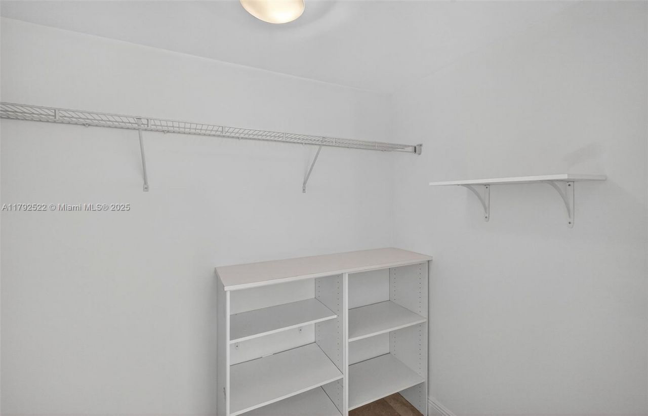 6305 Indian Creek Dr, Unit 3F, Miami Beach, FL 33141 Photo