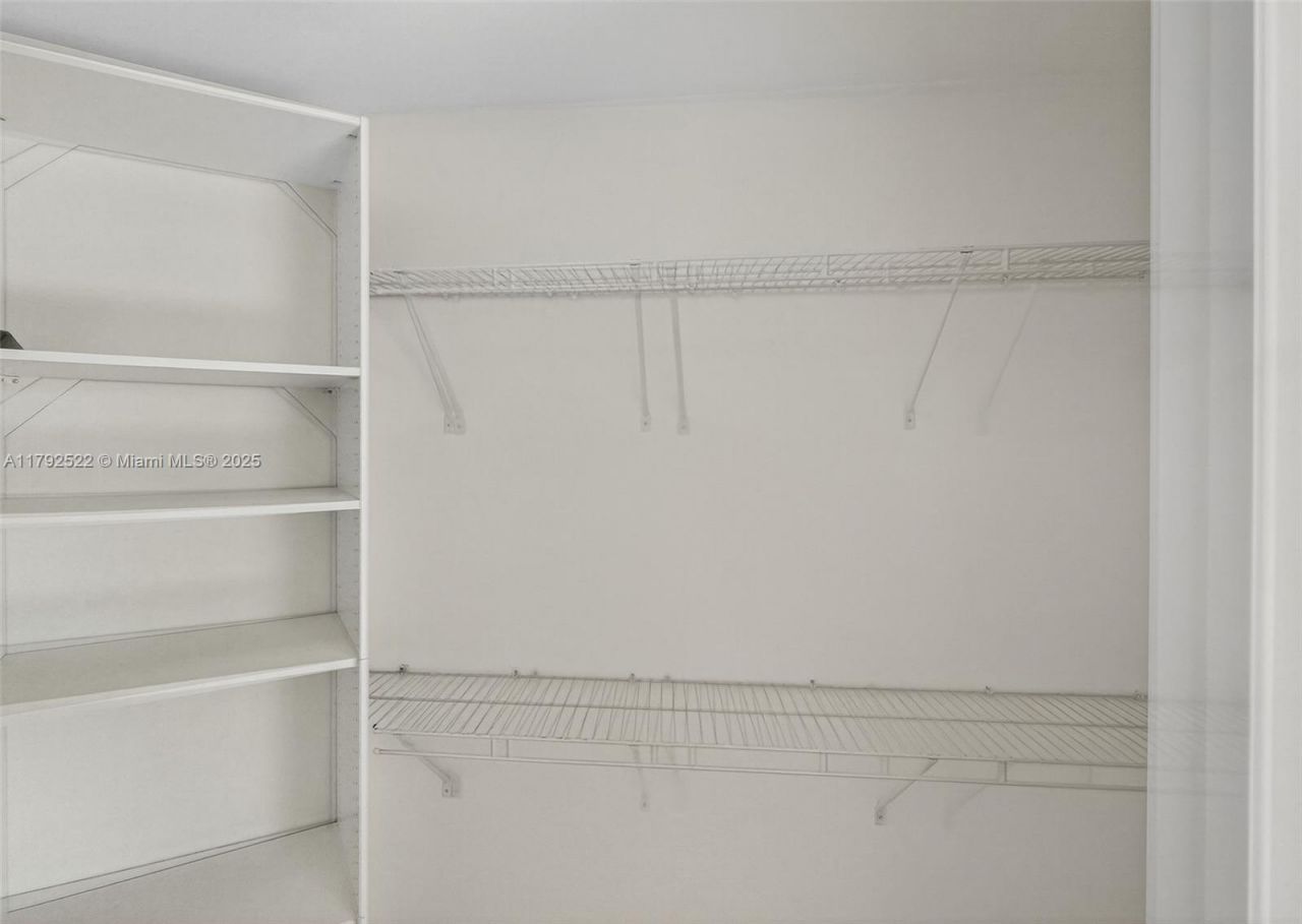 6305 Indian Creek Dr, Unit 3F, Miami Beach, FL 33141 Photo