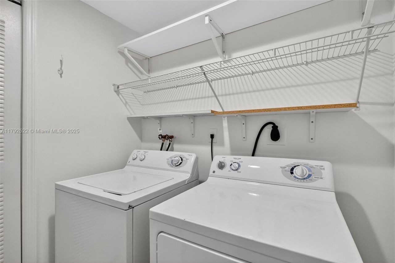 6305 Indian Creek Dr, Unit 3F, Miami Beach, FL 33141 Photo