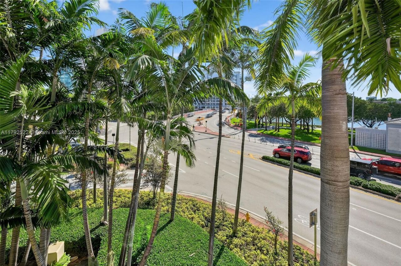 6305 Indian Creek Dr, Unit 3F, Miami Beach, FL 33141 Photo