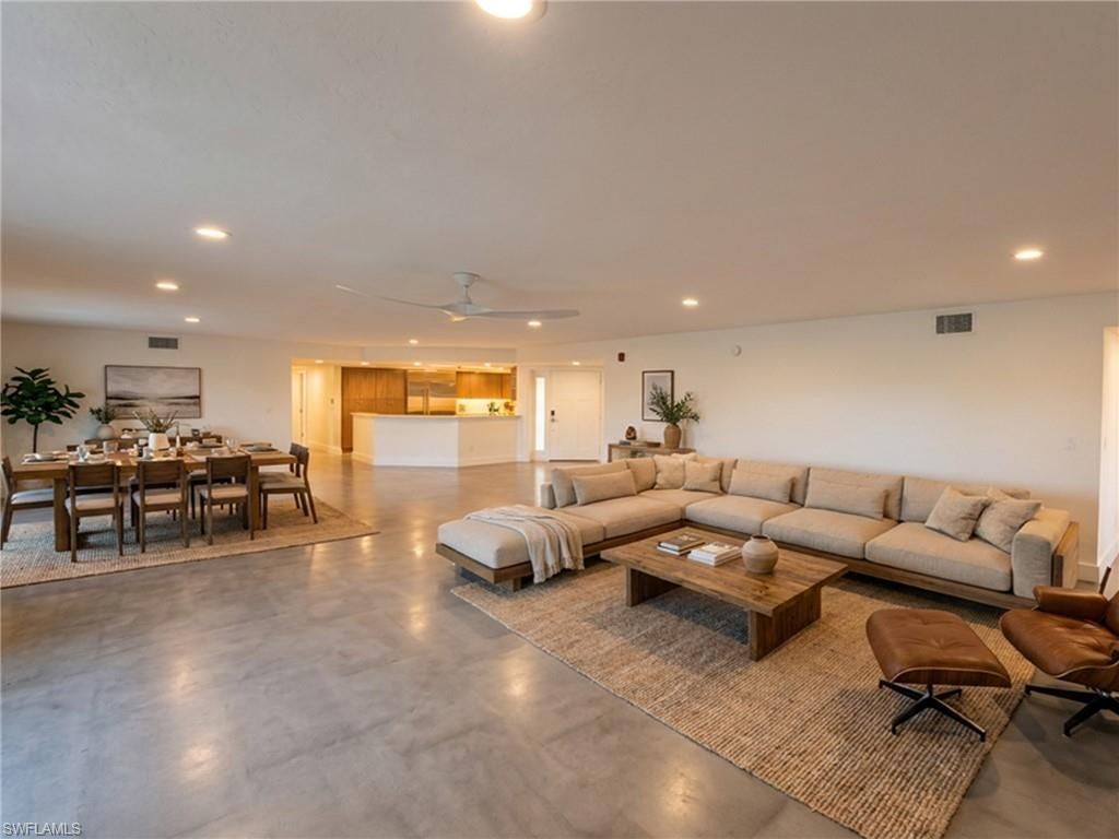 2959 W Gulf Dr, Unit 204, Sanibel, FL 33957 Photo