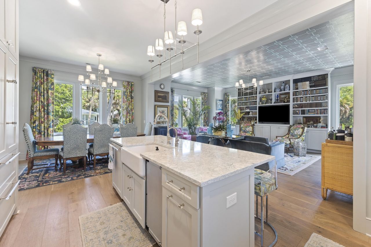 912 Cheehaw Street Photo 6