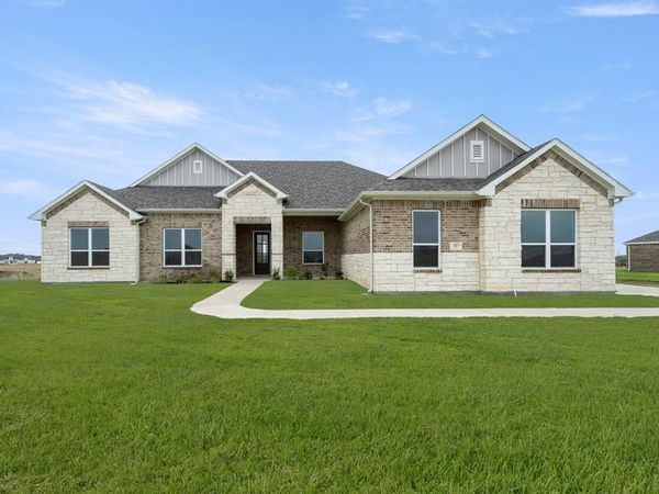 211 Marie Lane, Waxahachie, TX 75167