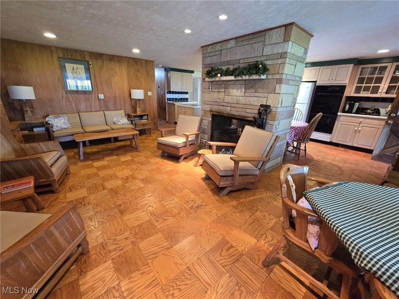 5294 Cottage Drive, Mecca, OH 44410 Photo 11