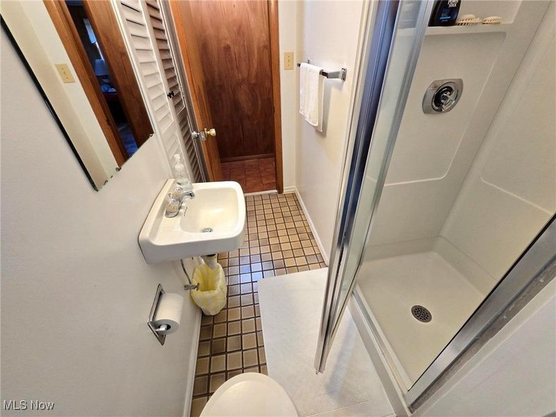 5294 Cottage Drive, Mecca, OH 44410 Photo 32