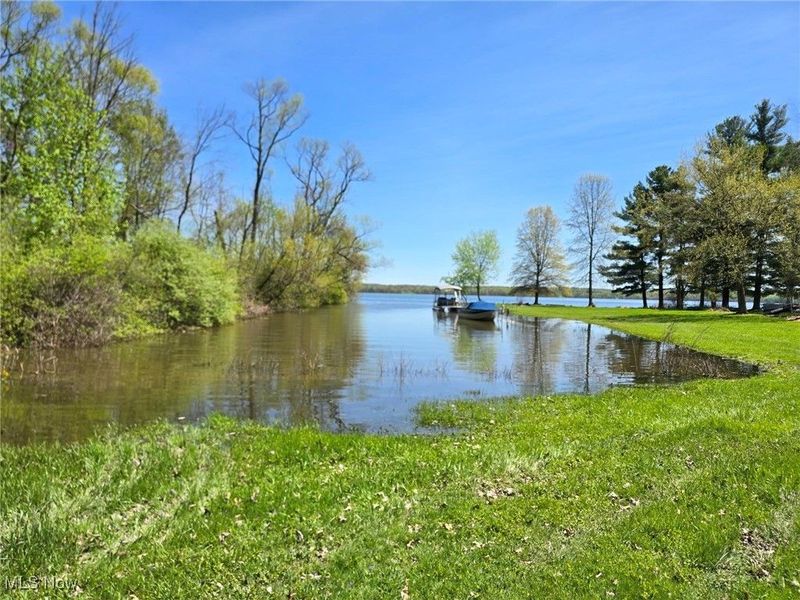 5294 Cottage Drive, Mecca, OH 44410 Photo 34