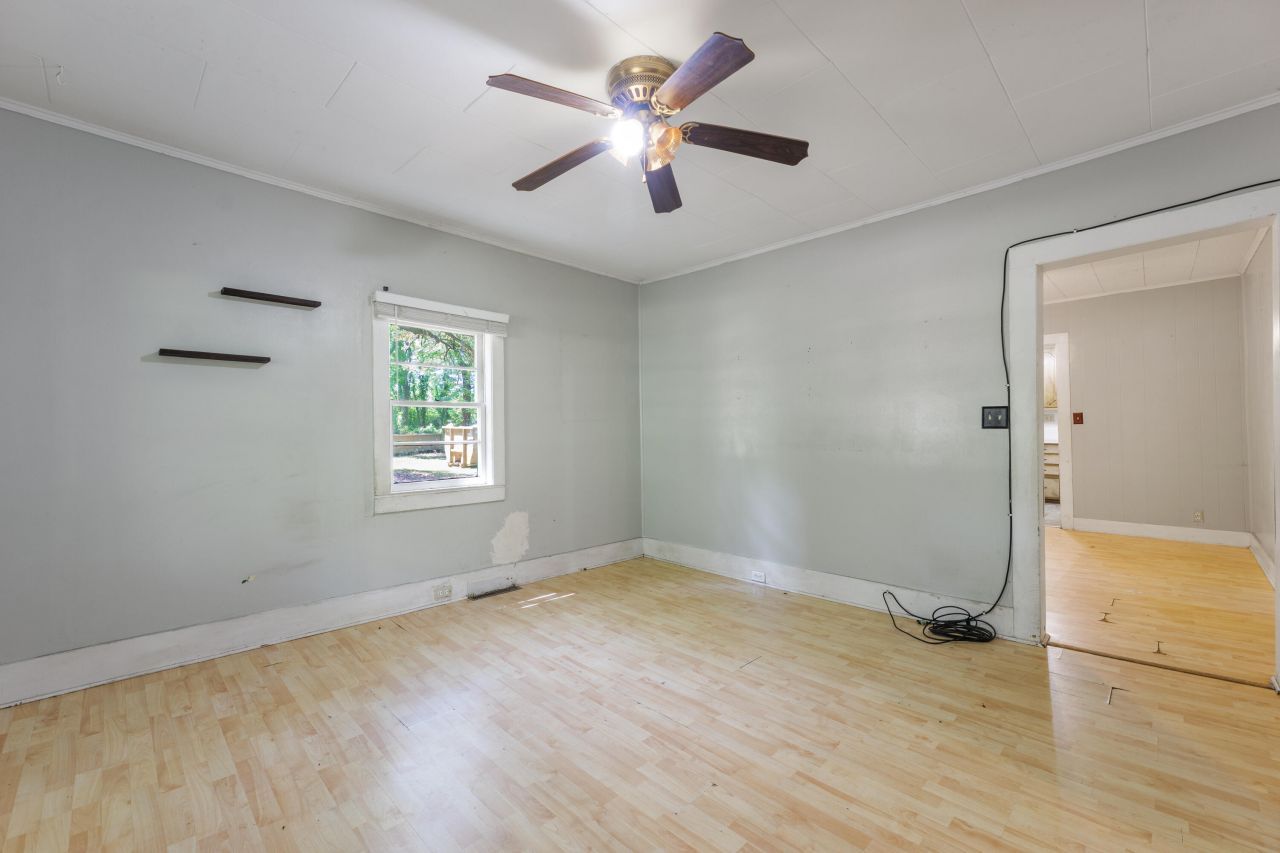 2234 River Road Photo 10