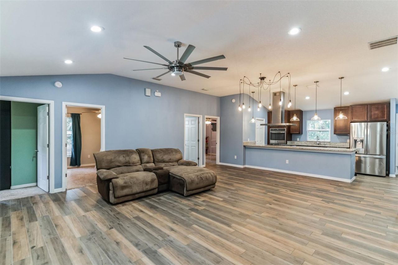 723 River Run Road, Osteen, FL 32764 Photo