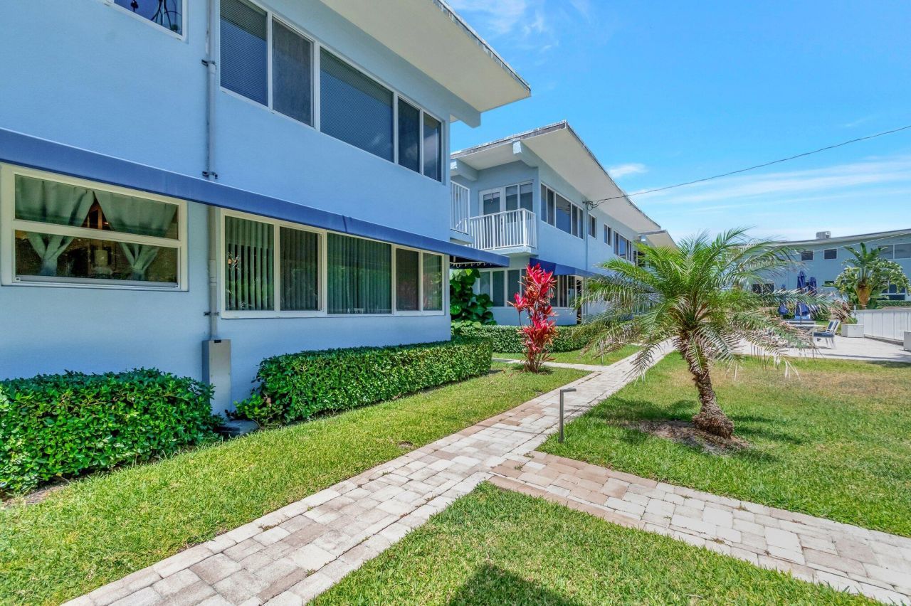 5700 Old Ocean Boulevard, Unit R, Ocean Ridge, FL 33435 Photo