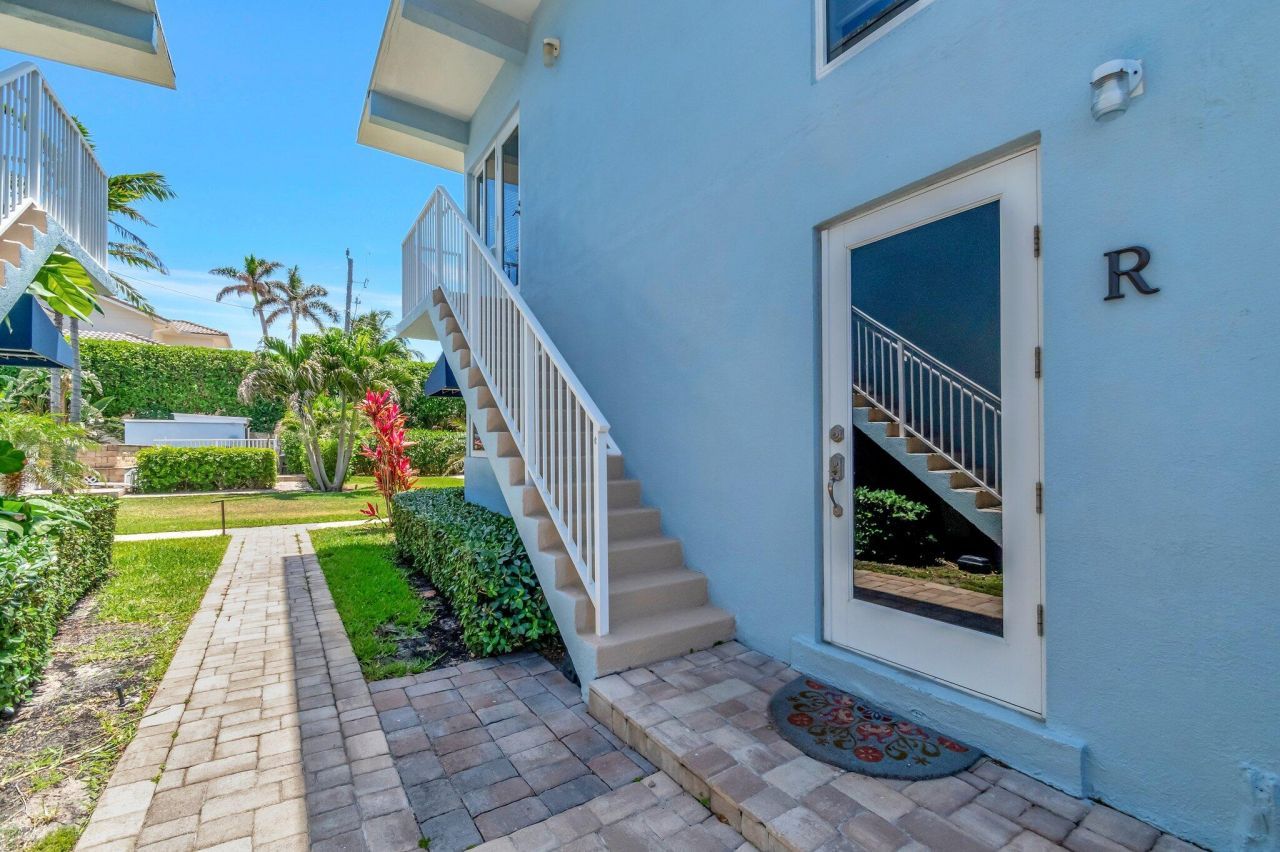 5700 Old Ocean Boulevard, Unit R, Ocean Ridge, FL 33435 Photo