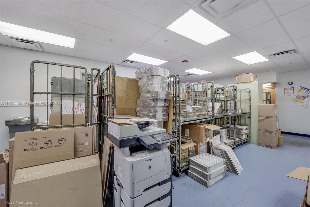 150 SE 2nd Ave, Unit 103, Miami, FL 33131 Photo