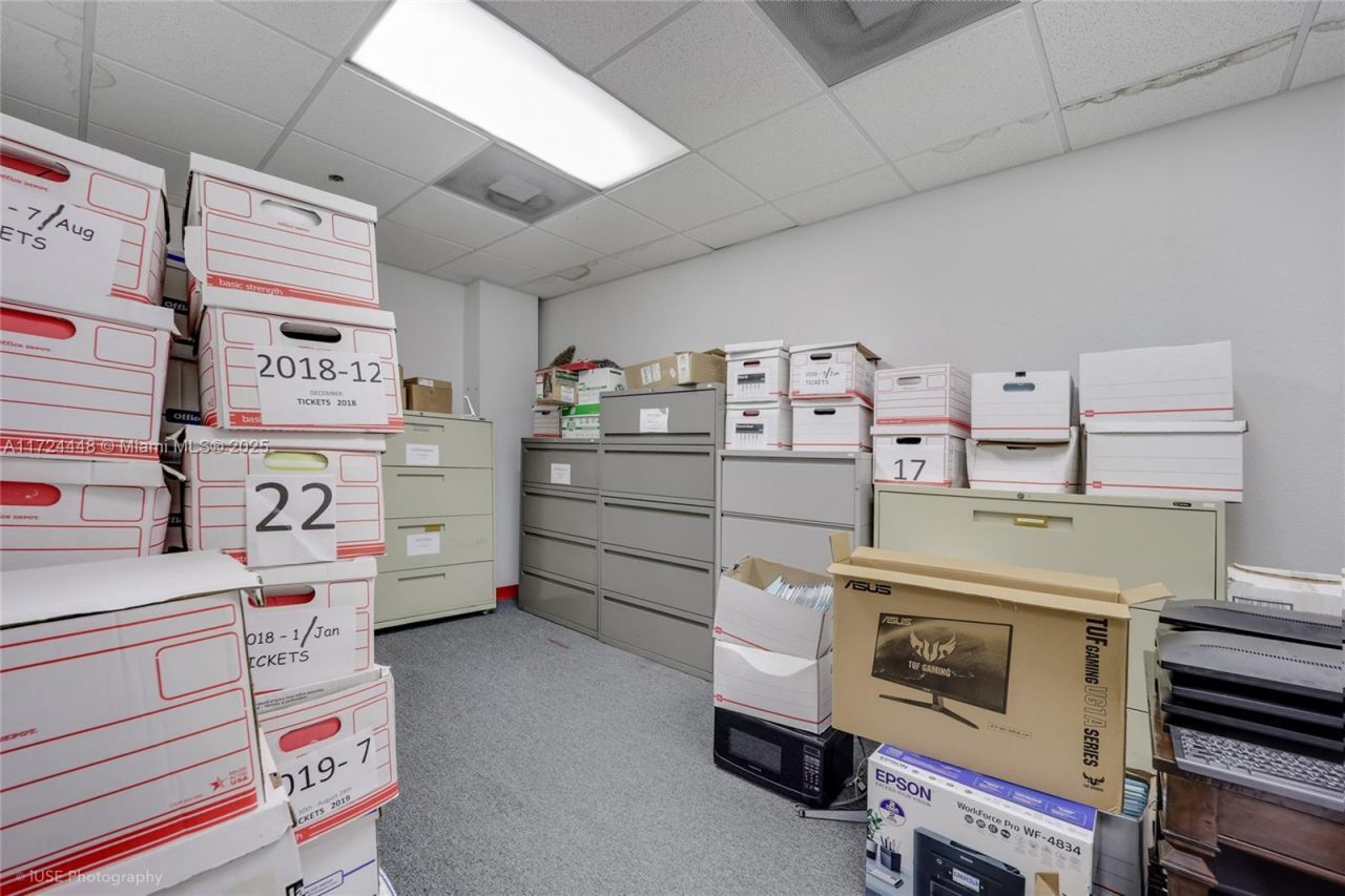 150 SE 2nd Ave, Unit 103, Miami, FL 33131 Photo