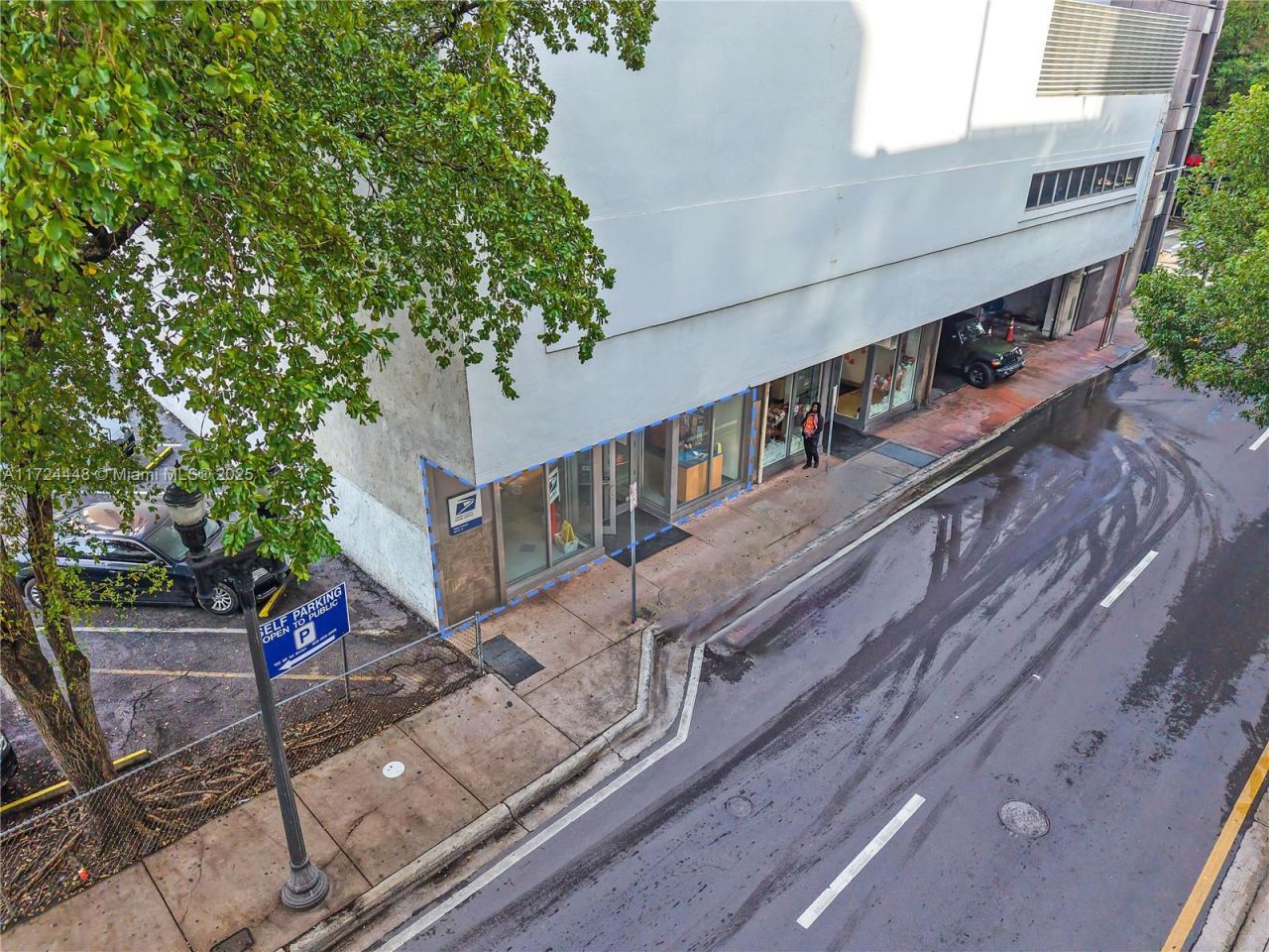 150 SE 2nd Ave, Unit 103, Miami, FL 33131 Photo