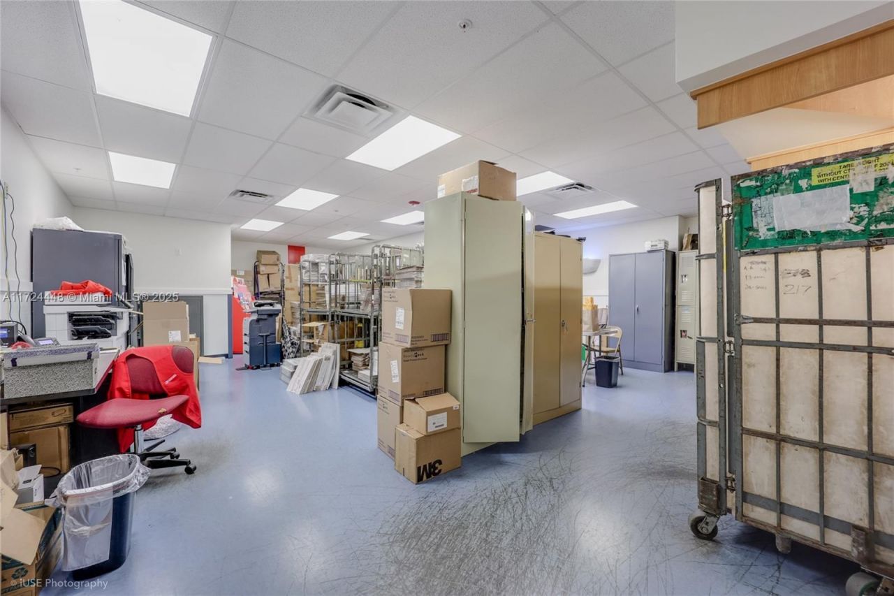 150 SE 2nd Ave, Unit 103, Miami, FL 33131 Photo