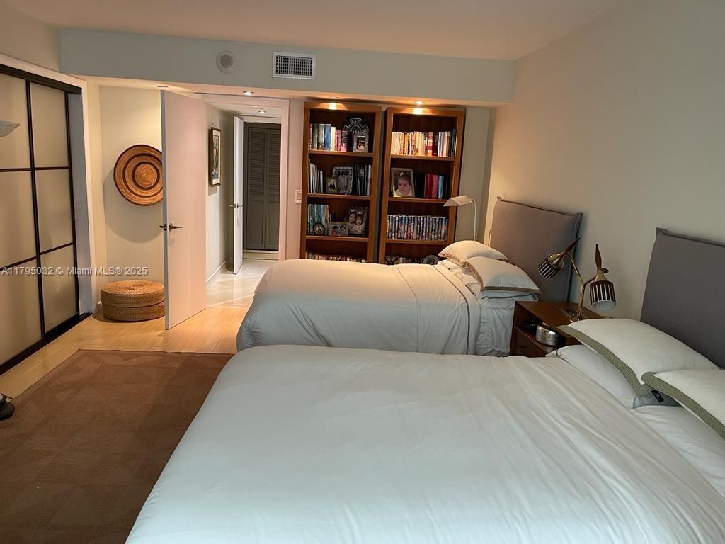 600 Grapetree Dr, Unit 7CS, Key Biscayne, FL 33149 Photo