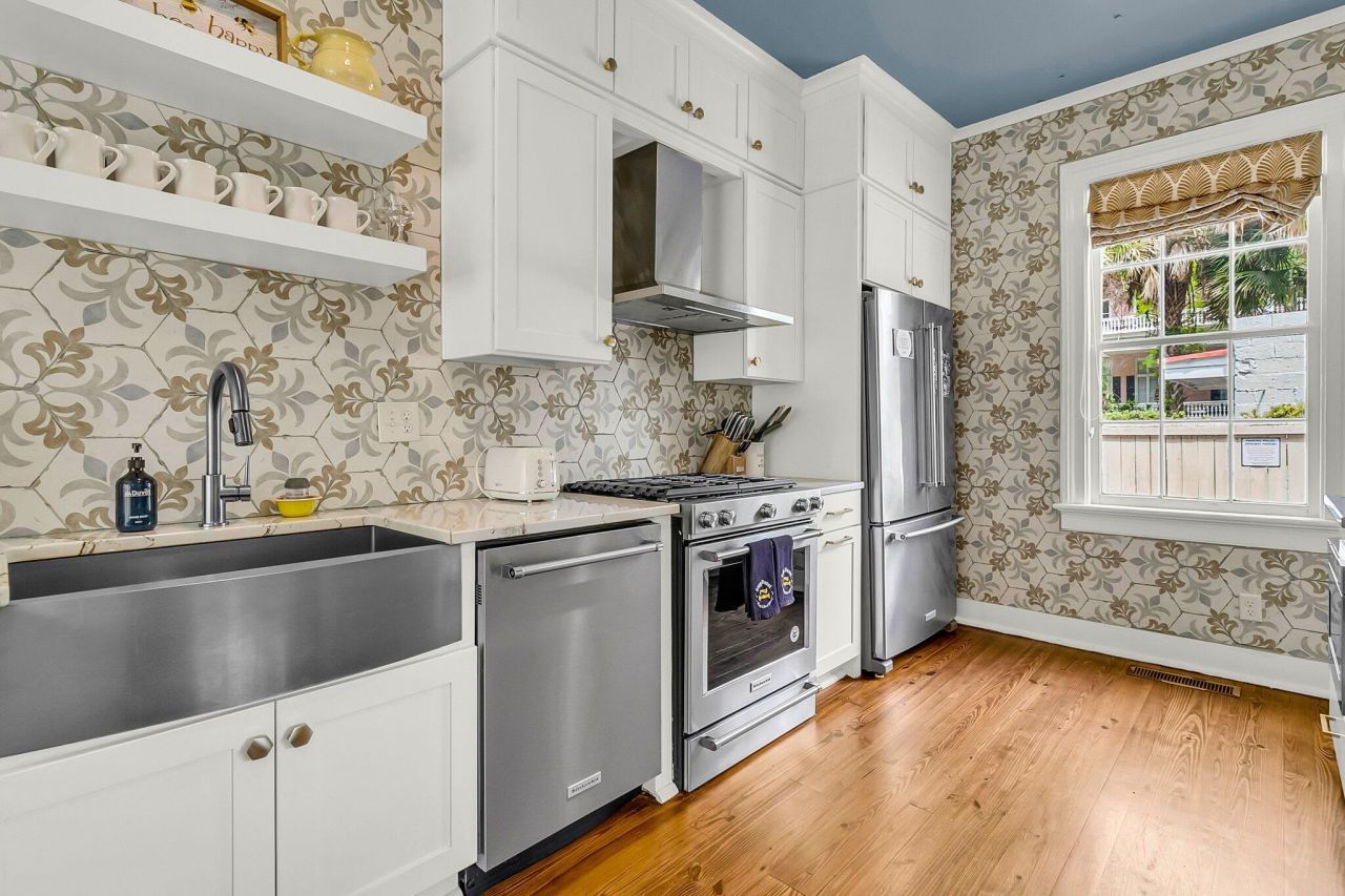 184 Ashley Avenue Photo 14