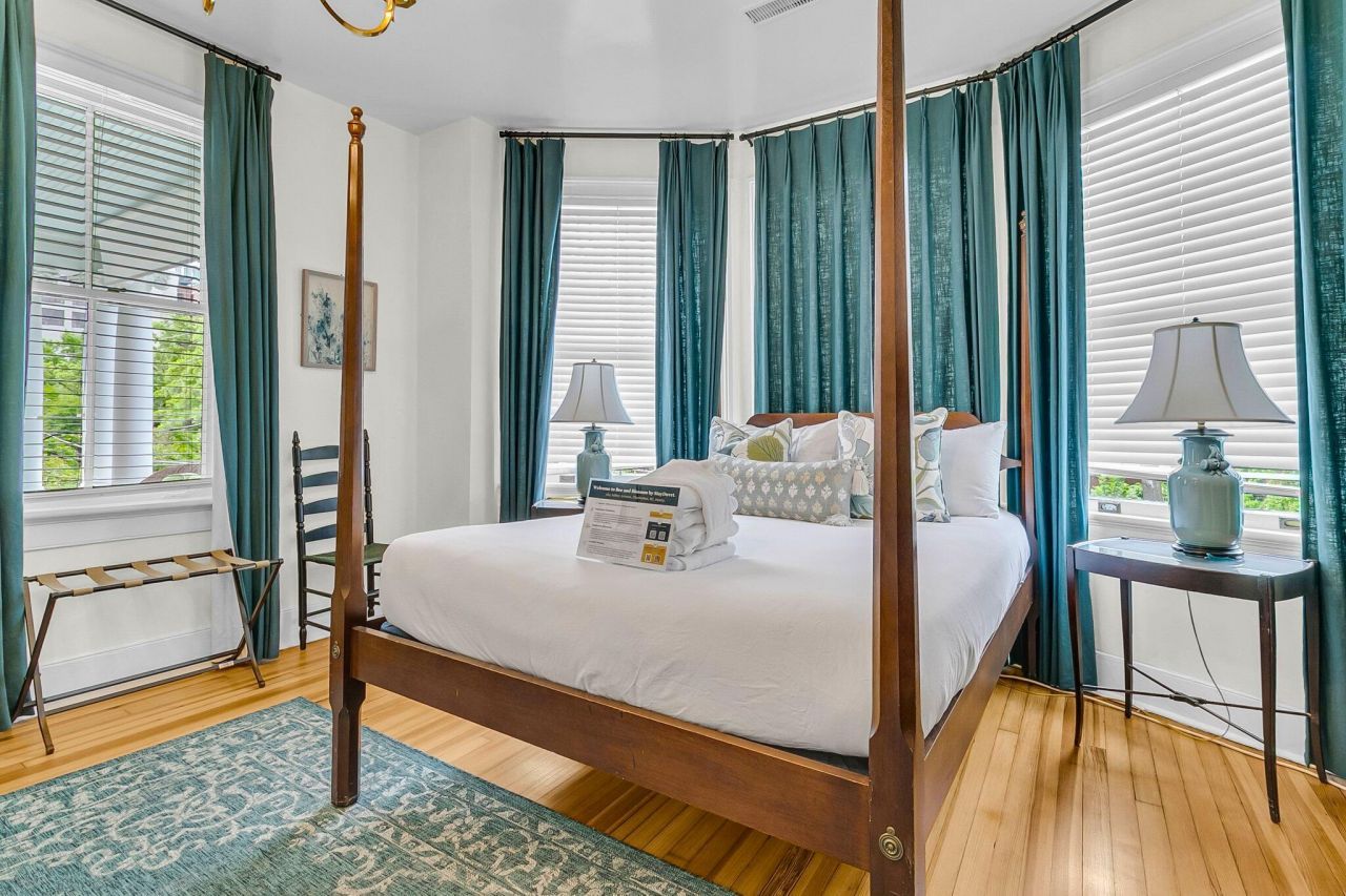 184 Ashley Avenue Photo 24