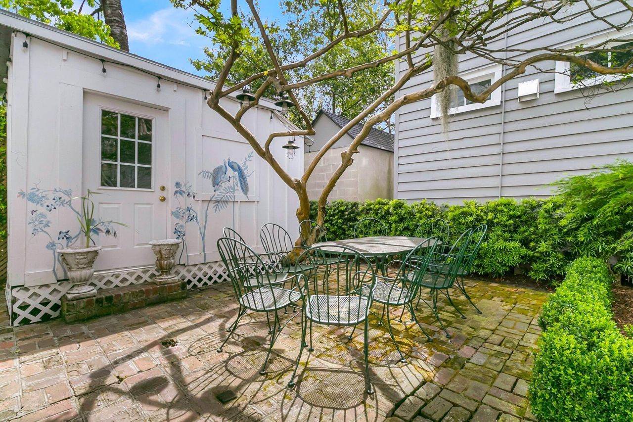 184 Ashley Avenue Photo 68