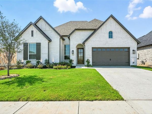 532 Lockhart Street, Waxahachie, TX 75165