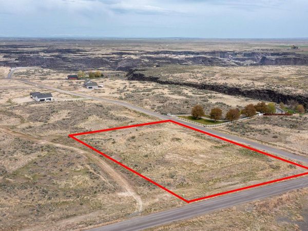 242 Rita Dr, Kimberly, ID 83341