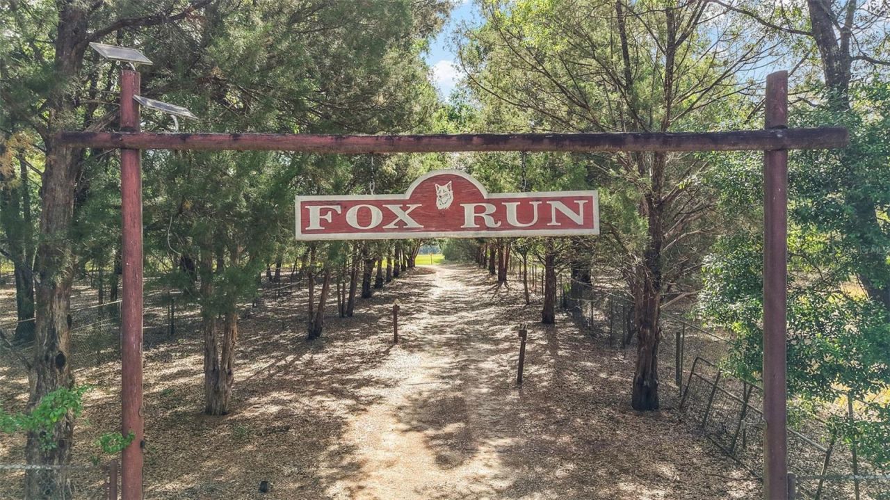 27011 SE Highway 42, Umatilla, FL 32784 Photo