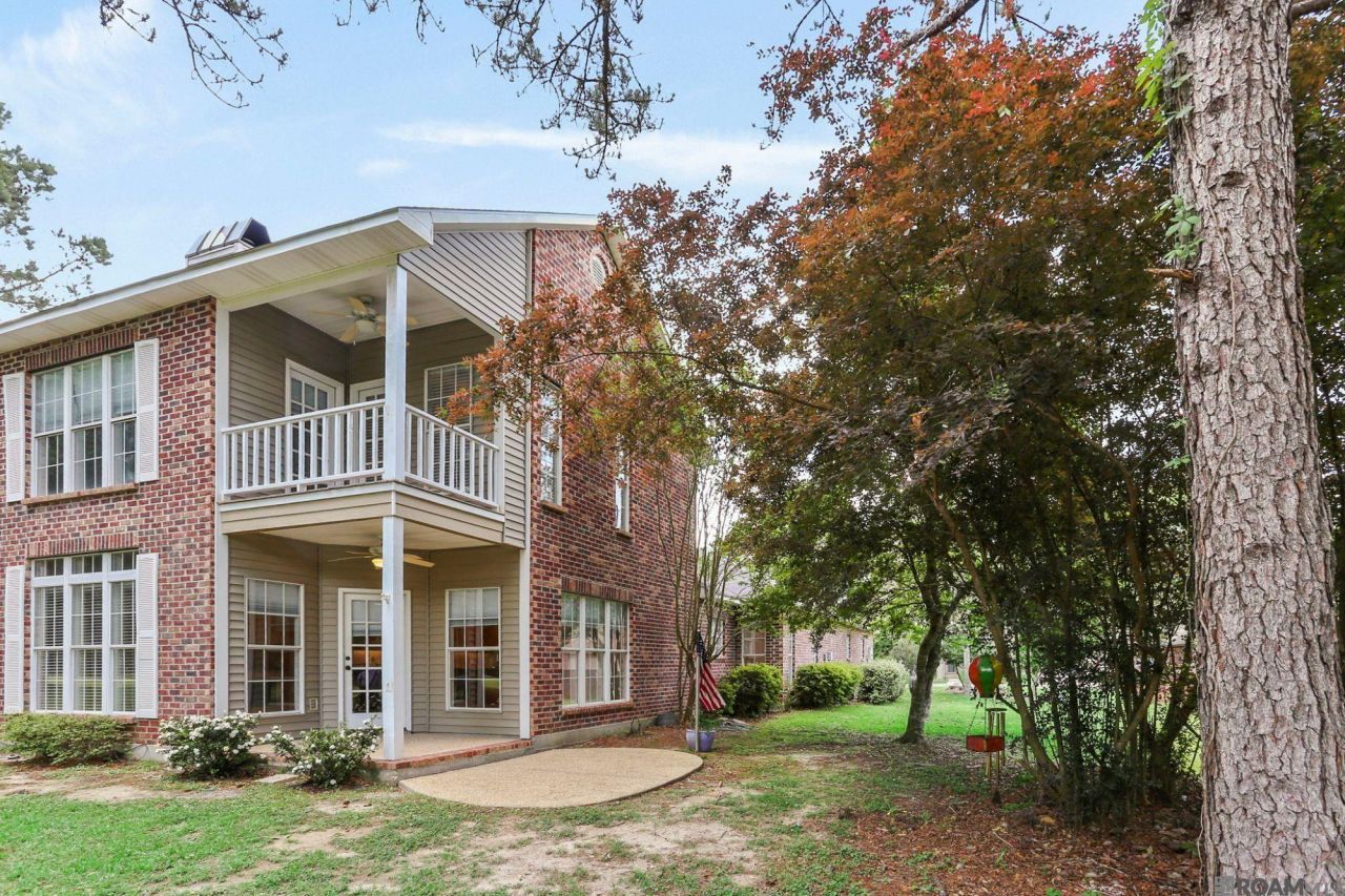 6112 Beechgrove Ln, Saint Francisville, LA 70775 Main Photo