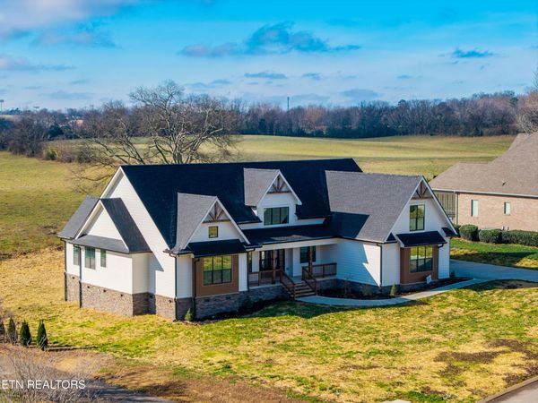 2574 Creekstone Circle, Maryville, TN 37804