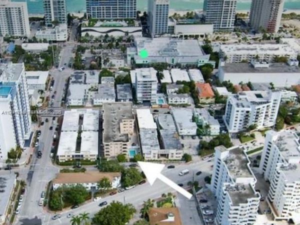 6880 Abbott Ave, Unit 212, Miami Beach, FL 33141